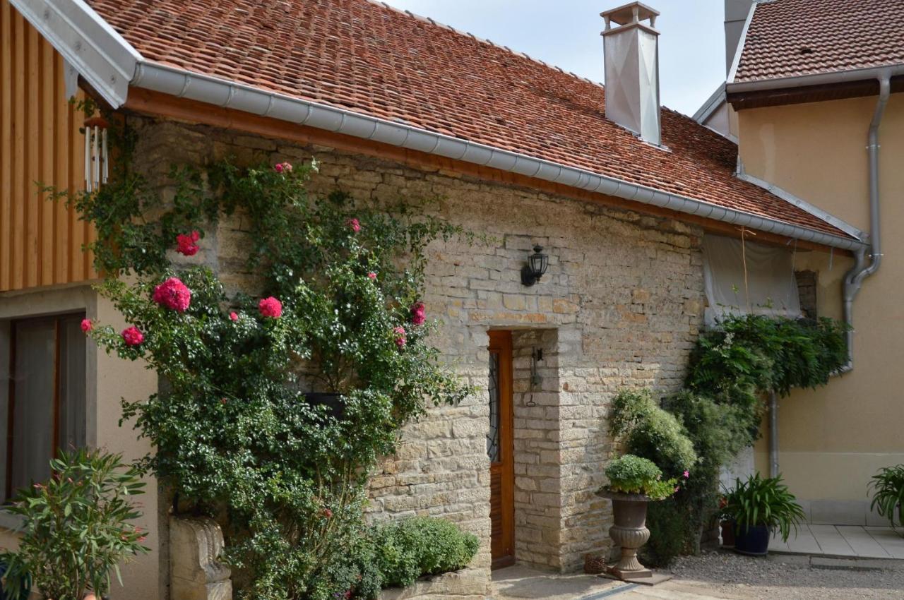 La Ferme Aux Glycines Hotel Aillevans Exterior photo